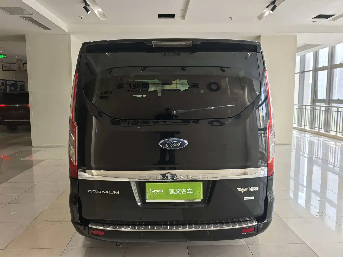Ford Tourneo 2019 2018 2.0T Automatic Executive Wisdom Edition
