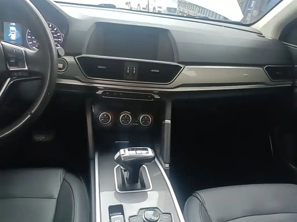 Haval H6 2018 Sport Edition 1.5T Automatic 2WD Elite China V фото 13