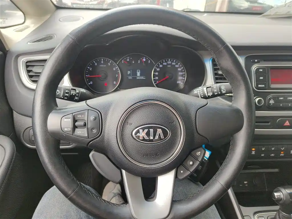 Kia Carens 2013 2.0L 5-seat Auto Standard (China V) фото 11