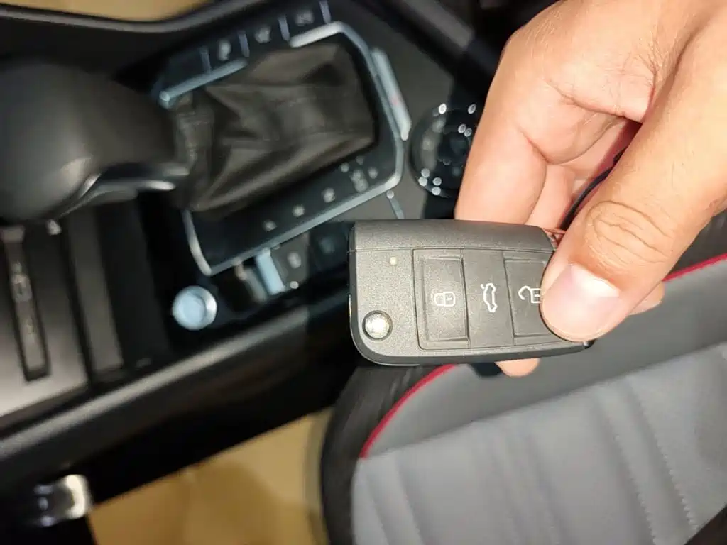 Фото 9 - Volkswagen Tiguan L