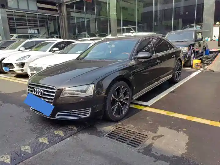 Photo 1 - Audi A8