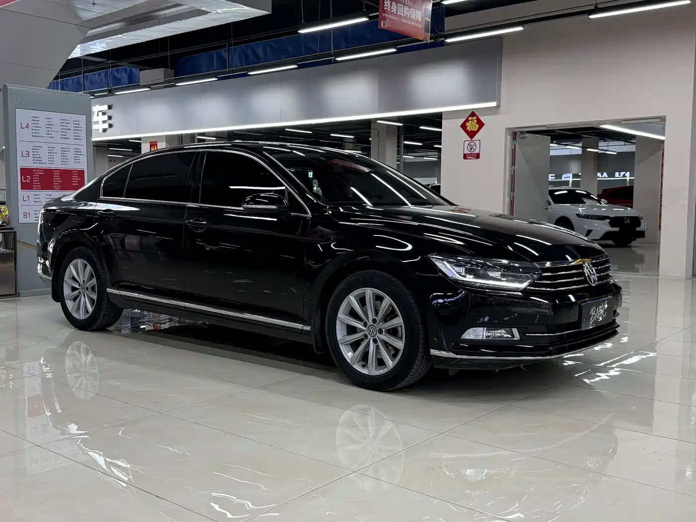 Volkswagen Magotan 2018 330TSI DSG Leading фото 4