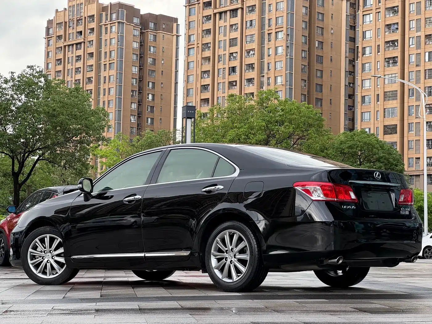 Lexus ES 2010 350 Luxury Edition фото 4