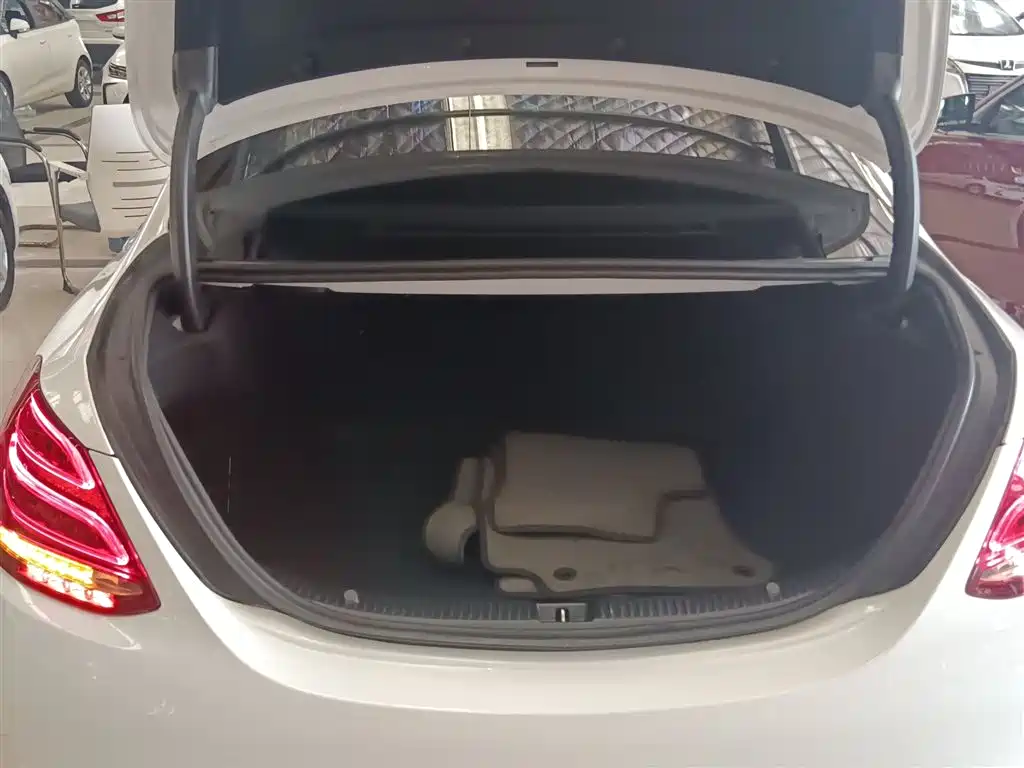 Mercedes-Benz C-Class 2016 C 200 L 4MATIC Sport фото 19