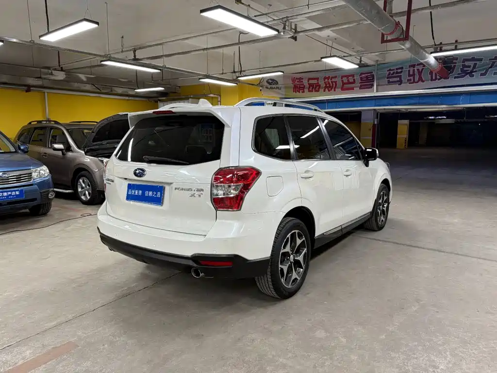 Фото 8 - Subaru Forester