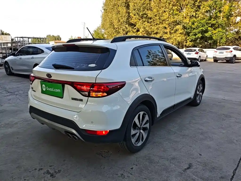 Kia KX CROSS 2018 2017 1.4L AT GLS