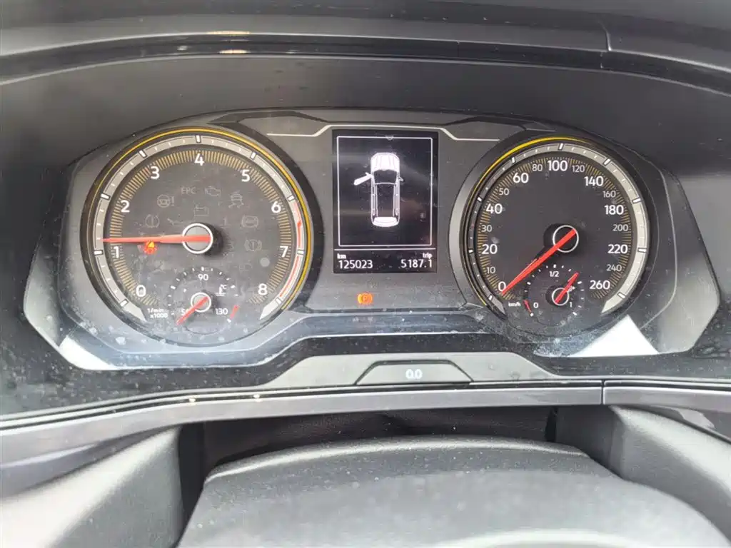 Volkswagen Tharu 2019 Model 280TSI 2WD R-line China VI фото 5