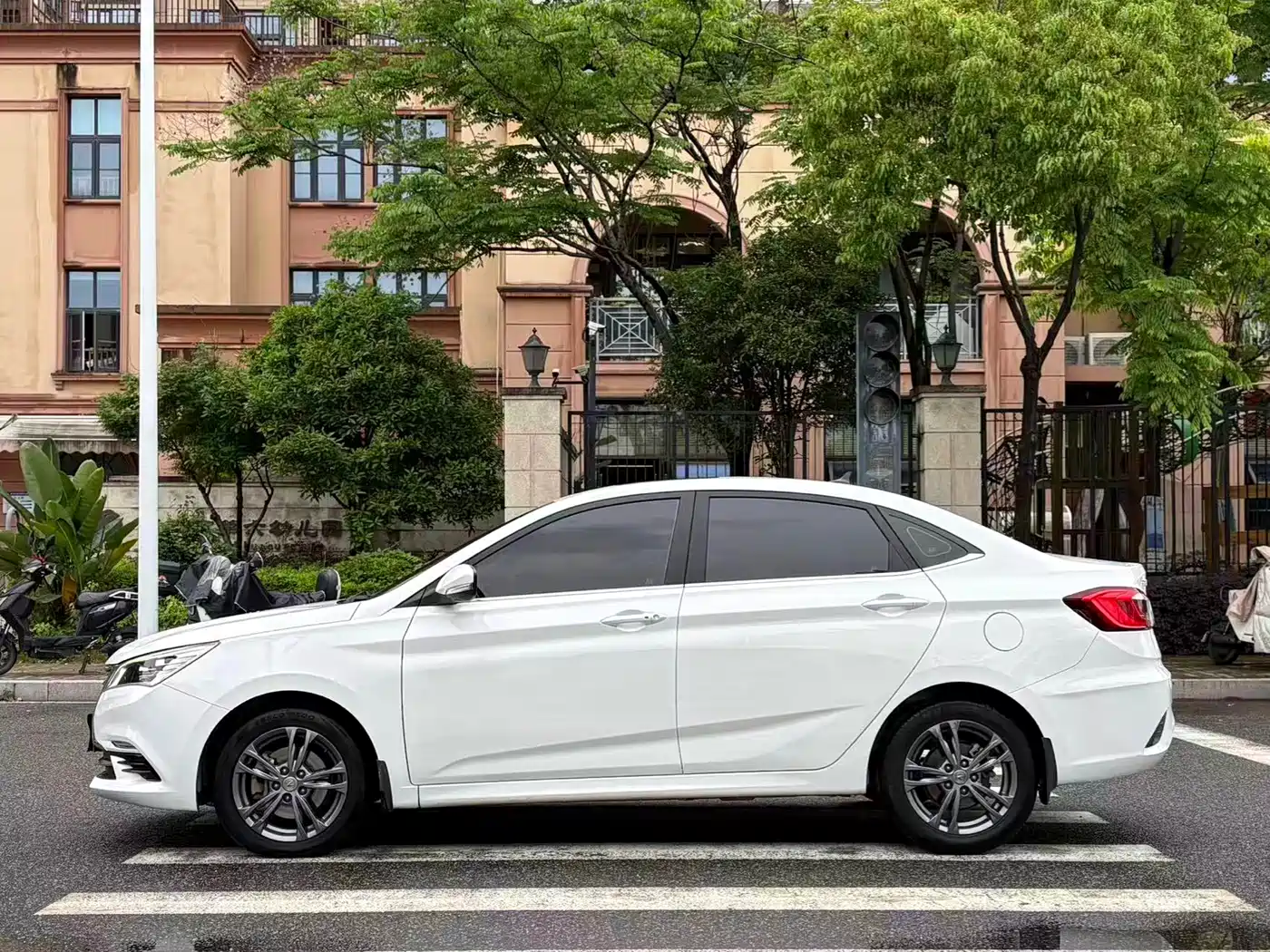 Changan Eado DT 2019 2019 1.6L Automatic Smart China VI
