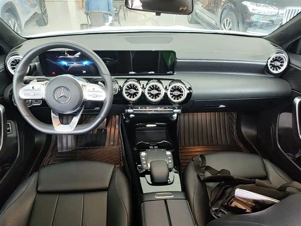 Mercedes-Benz A-Class 2022 Facelift A 200 L Sport Sedan Fashion Style фото 10
