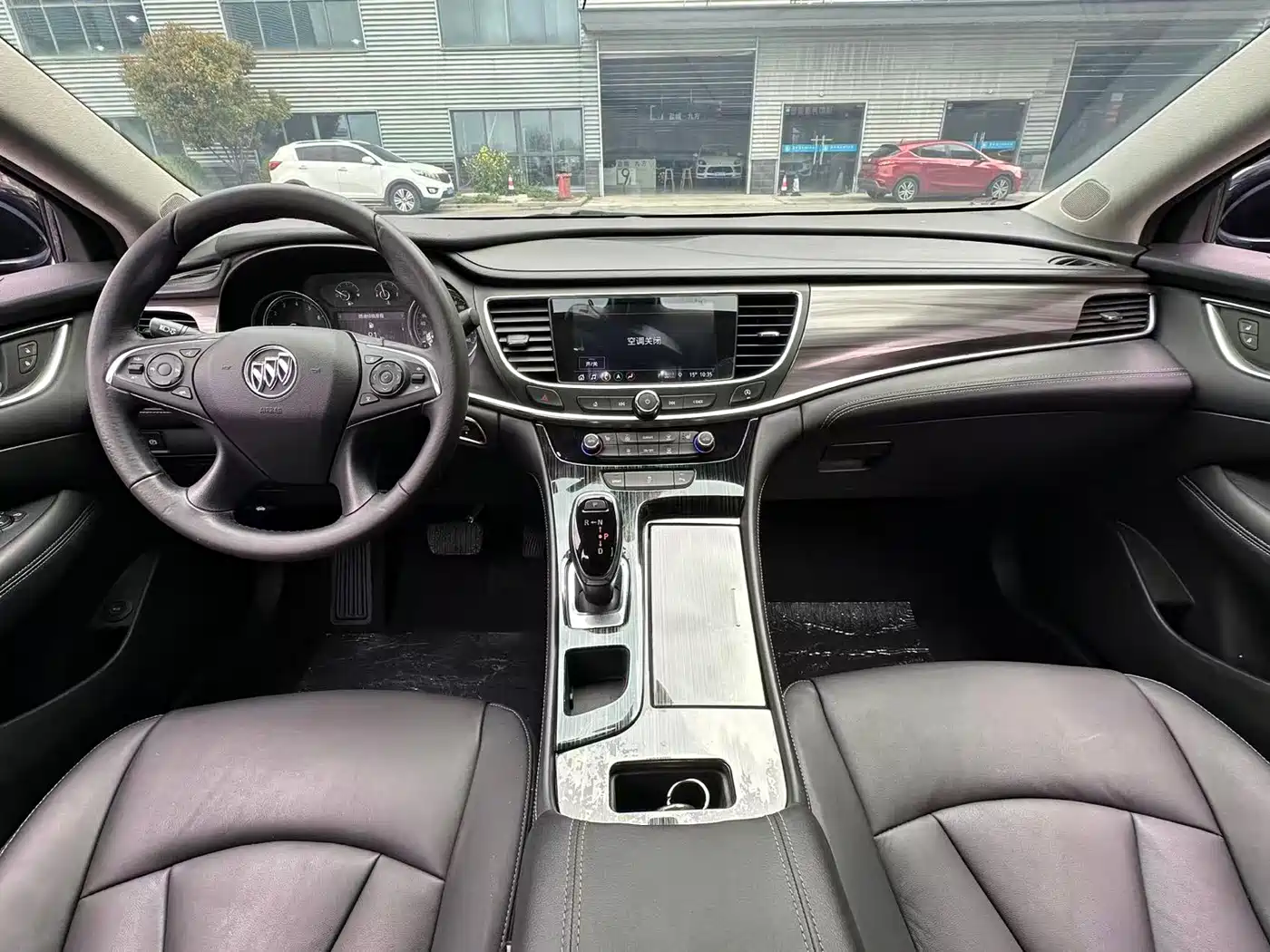Buick LaCrosse 2019 28T Luxury Edition фото 8