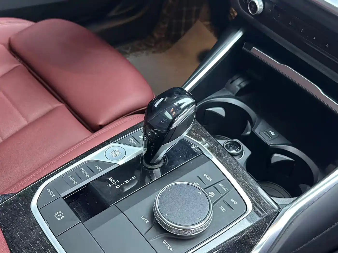 BMW 3 Series 2020 325Li Launch Edition фото 11