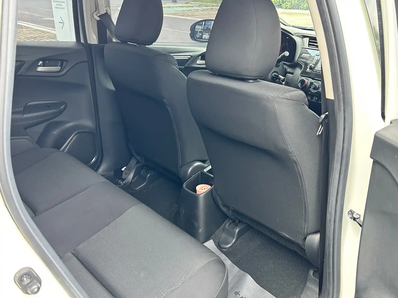 Фото 13 - Honda Fit