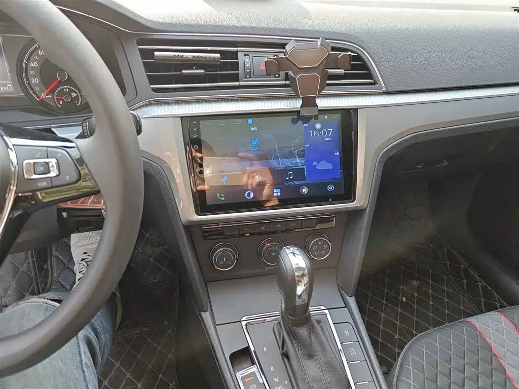 Volkswagen Lamando 2019 230TSI DSG Trend Edition China V фото 6