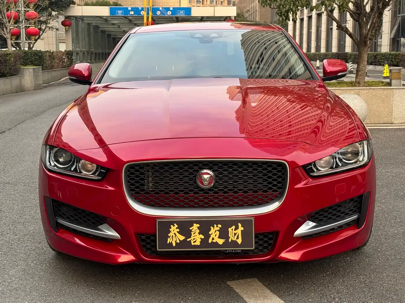 Jaguar XE 2015 2.0T 200PS R-Sport