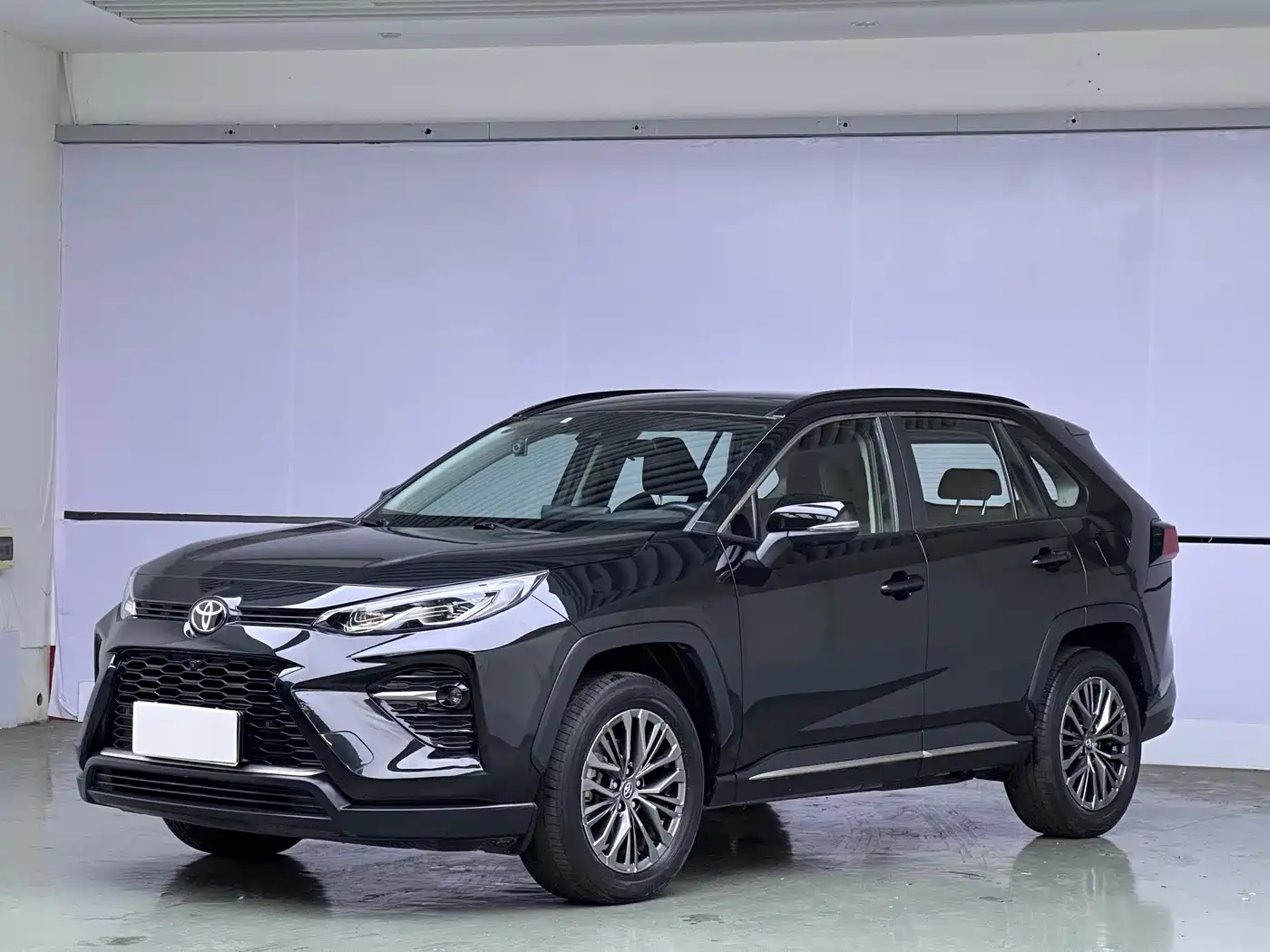 Toyota Wildlander 2023 2.0L CVT FWD Luxury PLUS