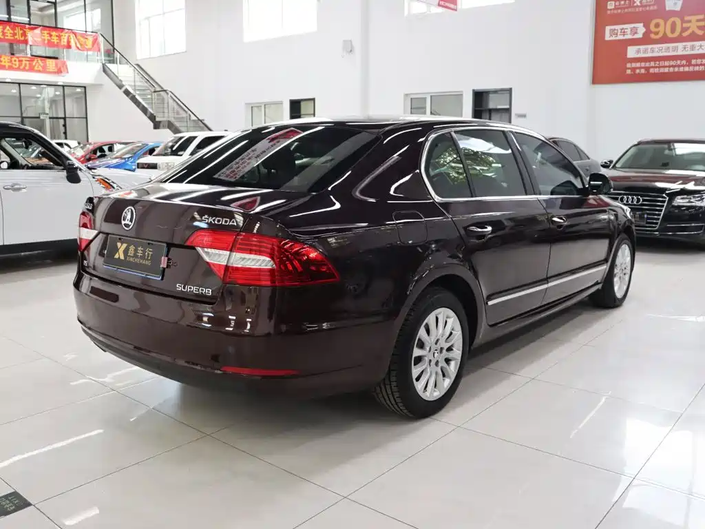 Škoda Superb 2014 2013 1.8TSI Automatic Elite Edition