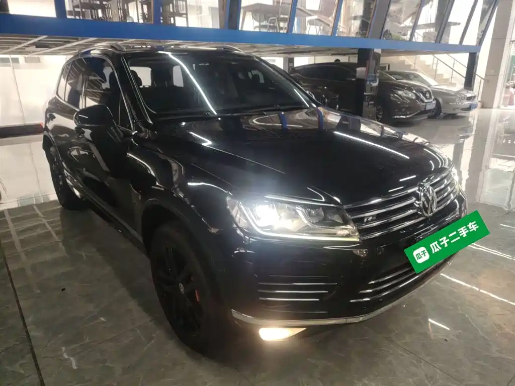 Volkswagen Touareg 2017 3.0TSI Explorer Edition фото 4