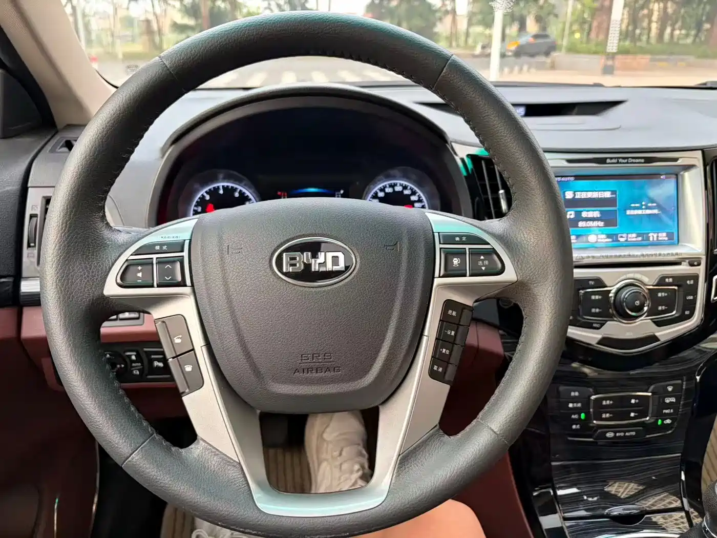 BYD Surui 2015 2015 1.5L Manual Luxury