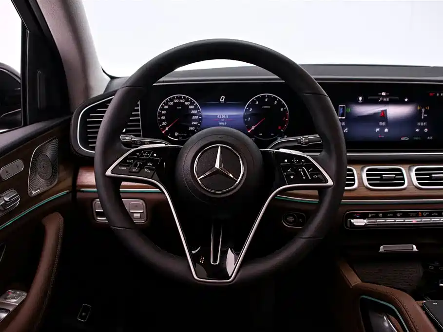 Mercedes-Benz GLE 2024 GLE 450 4MATIC Fashion фото 7