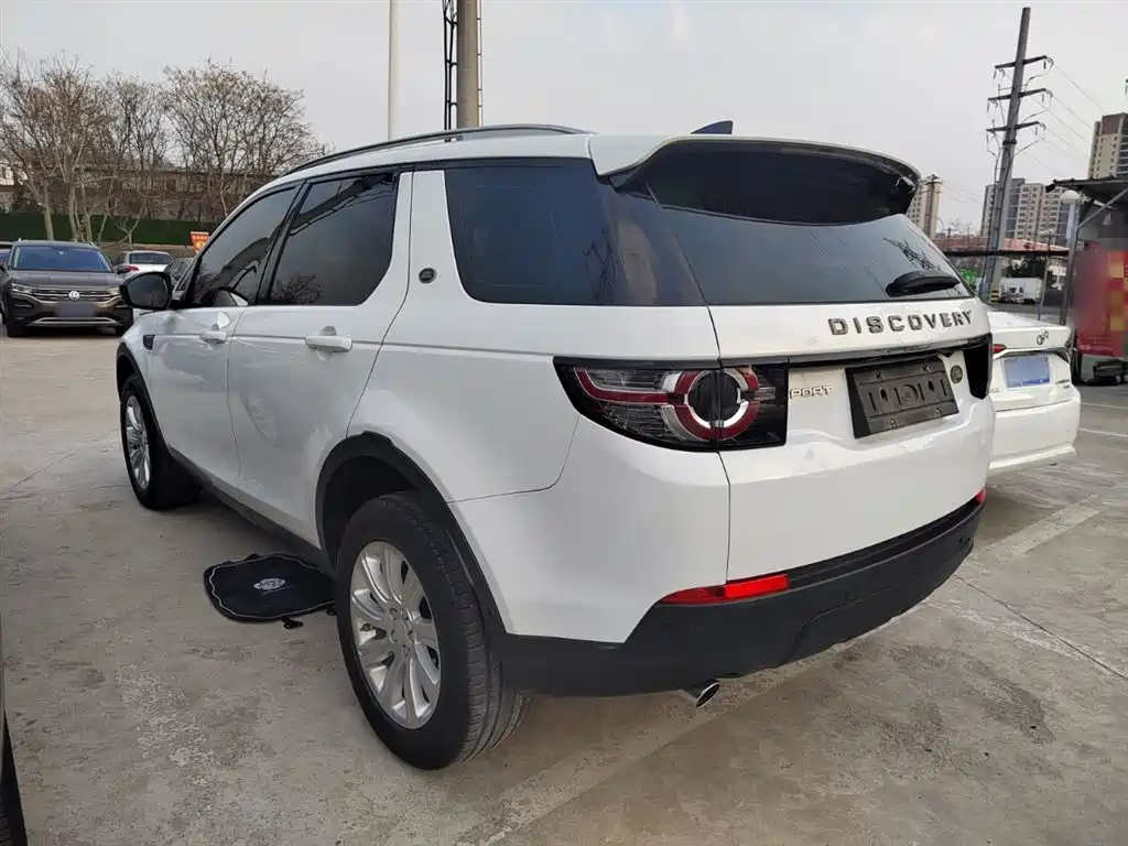 Land Rover Discovery Sport 2018 240PS PURE Edition фото 5