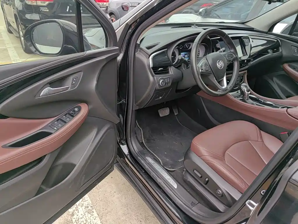 Photo 16 - Buick Envision Plus