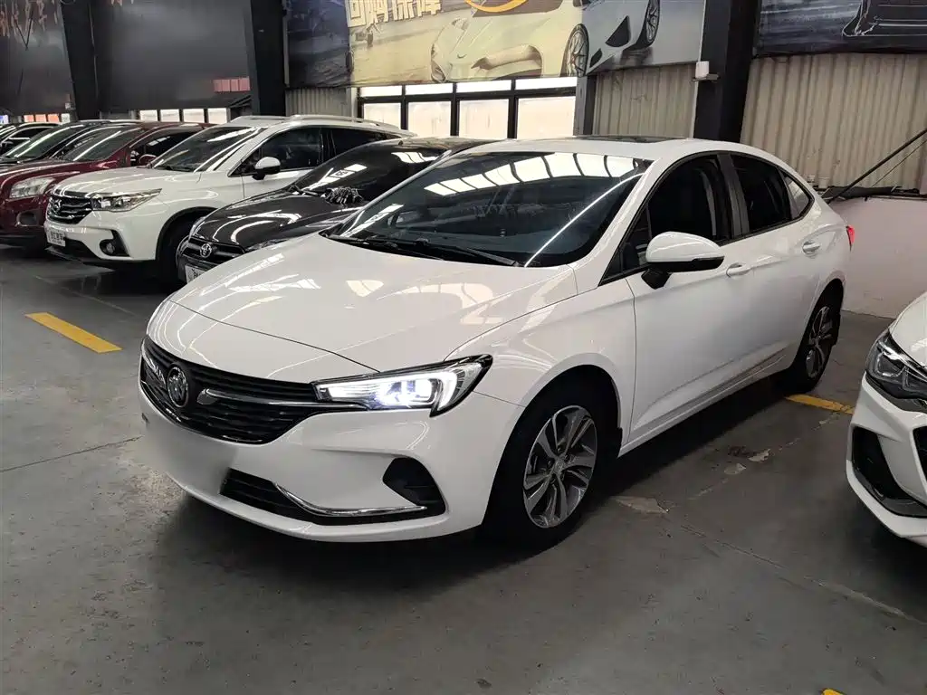 Buick Verano 2020 20T CVT Leading