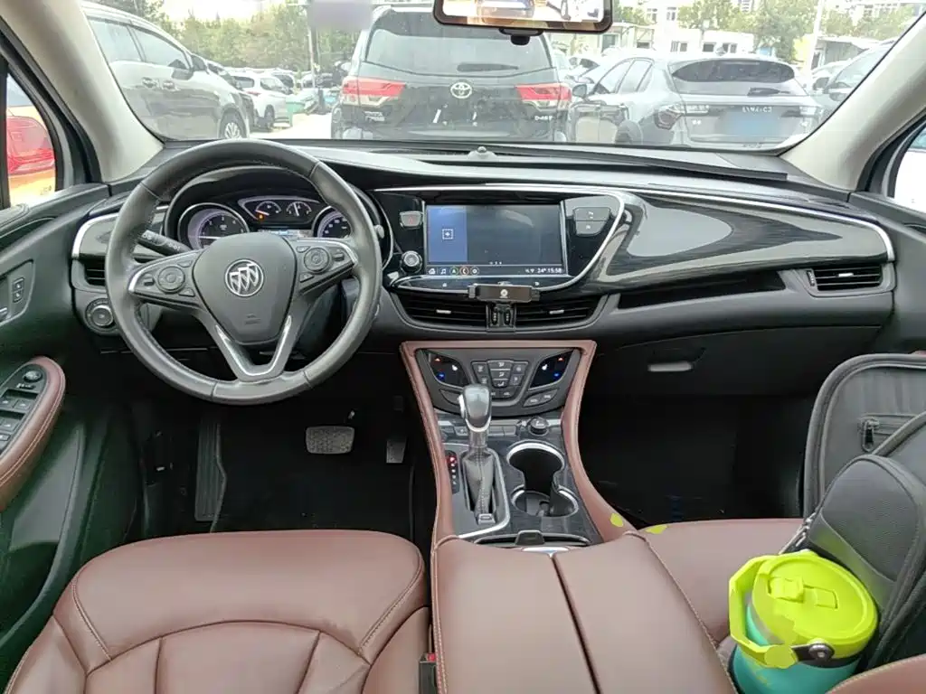 Photo 10 - Buick Envision Plus