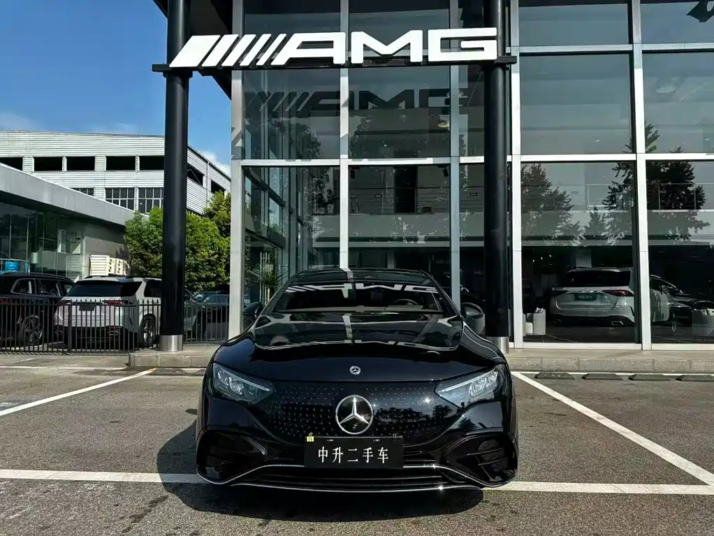 Mercedes-Benz EQE 2025 2025 Model 500 4MATIC Luxury Edition
