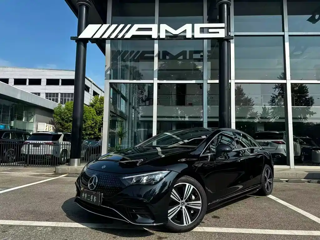 Mercedes-Benz EQE 2025 2025 Model 500 4MATIC Luxury Edition