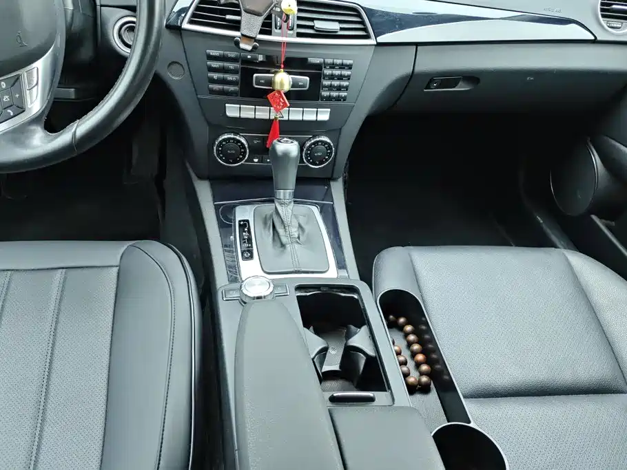 Mercedes-Benz C-Class 2013 2013 Model C 180 CGI Classic