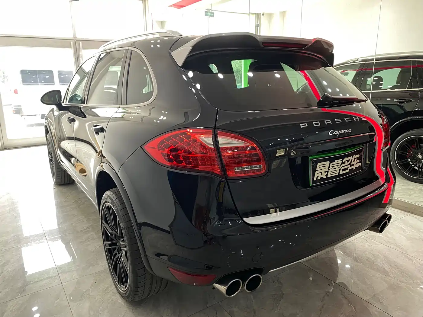 Porsche Cayenne 2014 Cayenne Platinum Edition 3.0T фото 5