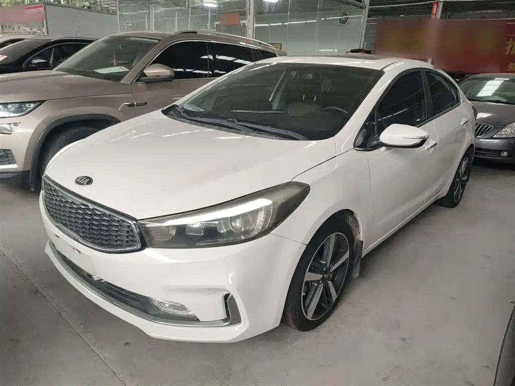 Kia K3 2017 1.6L Automatic 15th Anniversary Special GLS фото 2