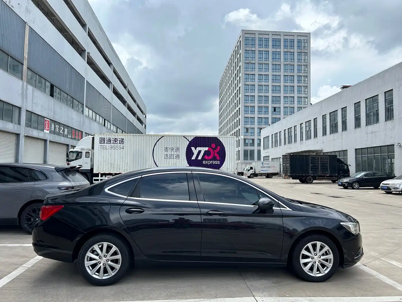 Buick Verano 2016 2015 Sedan 20T Dual-clutch Leading