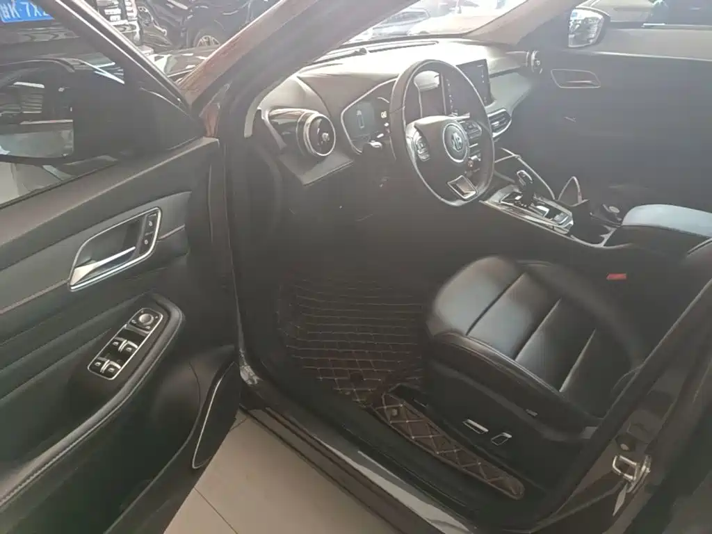 MG Pilot 2021 2021 300TGI Automatic 2WD Trophy Premium Edition