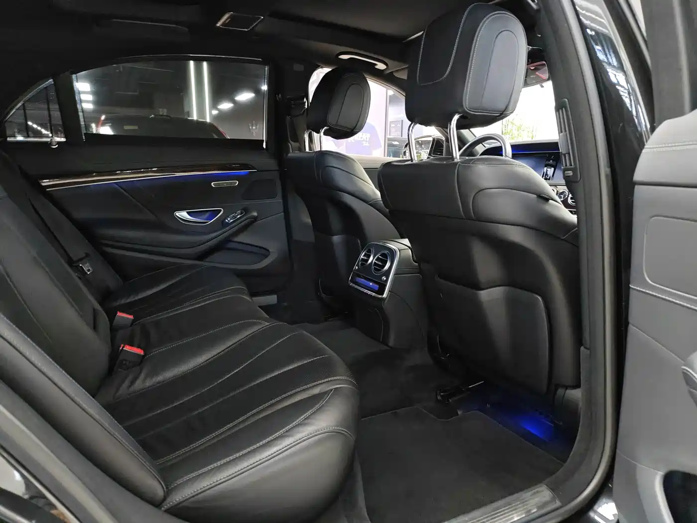 Mercedes-Benz S-Class 2016 S 320 L Business Edition фото 8