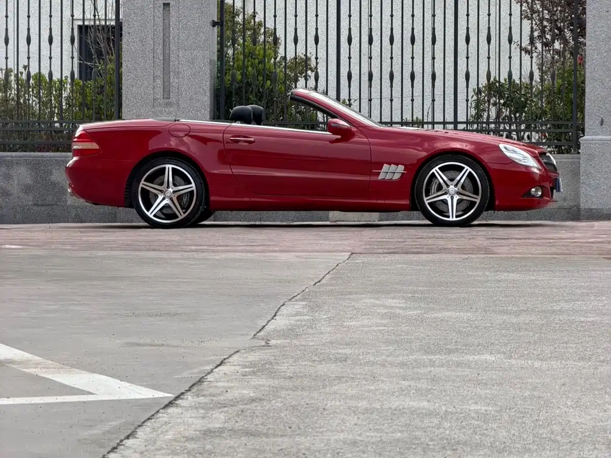Mercedes-Benz SL-Class 2011 SL 350 Grand Edition фото 6