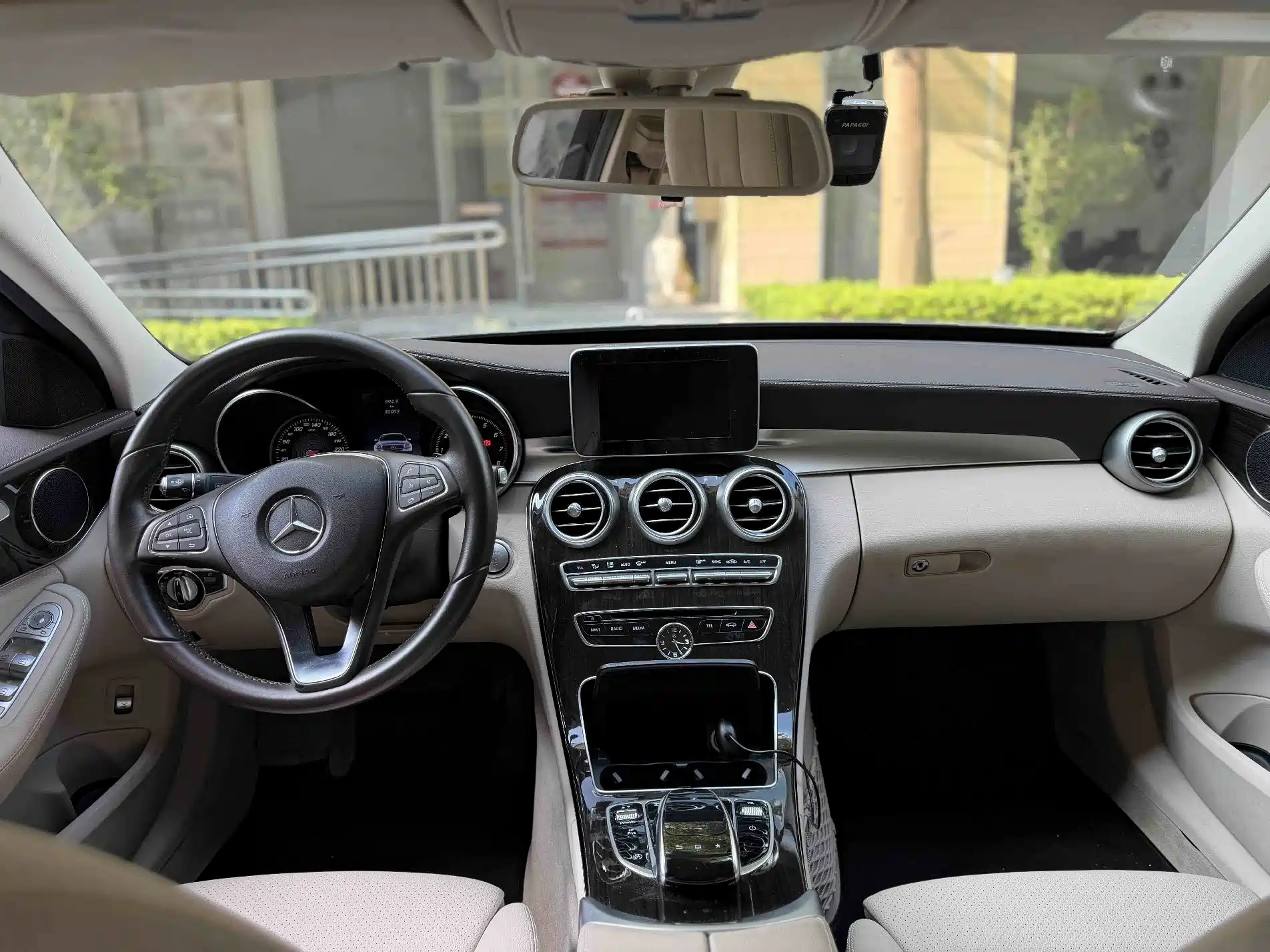 Фото 9 - Mercedes-Benz C-Class
