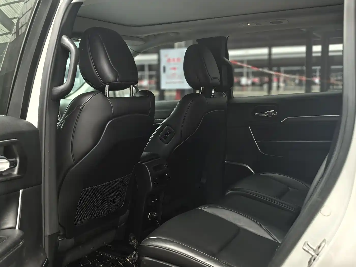 Jeep Grand Commander 2019 2018 2.0T AWD Premium Edition