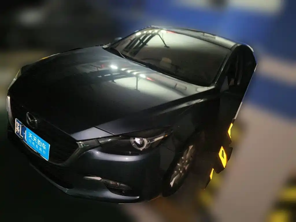 Фото 1 - Mazda Mazda 3