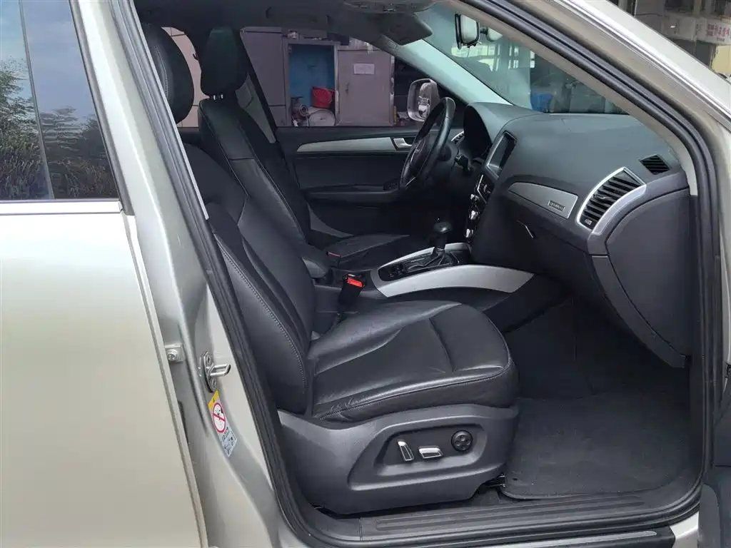 Audi Q5 2017 40 TFSI Progressive фото 25