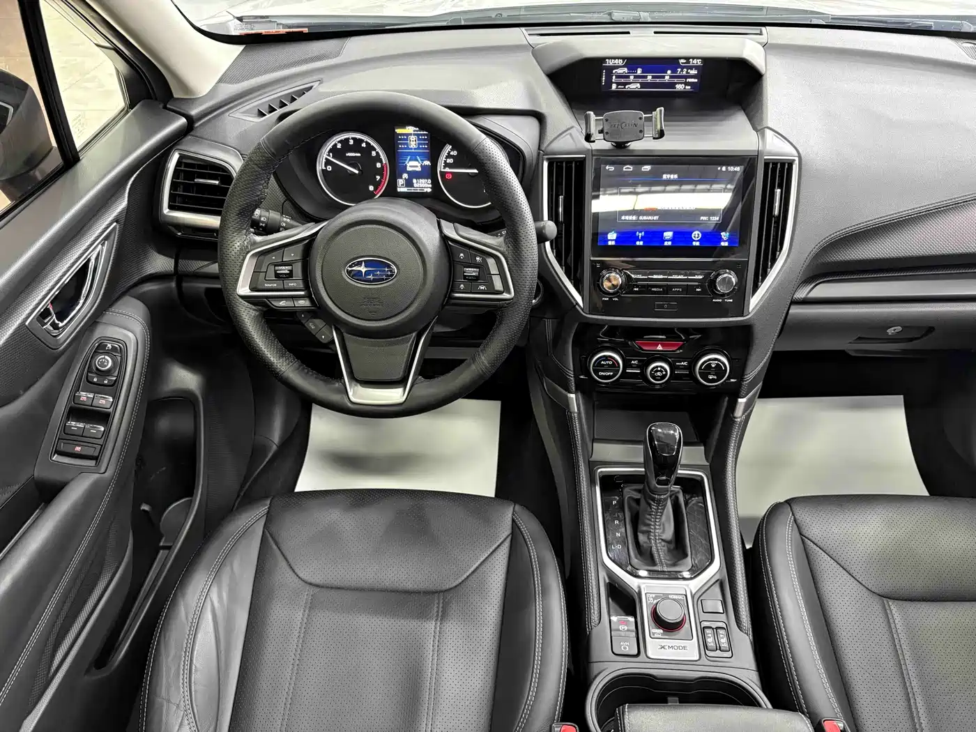 Subaru Forester 2019 2.0i Luxury Edition EyeSight фото 9