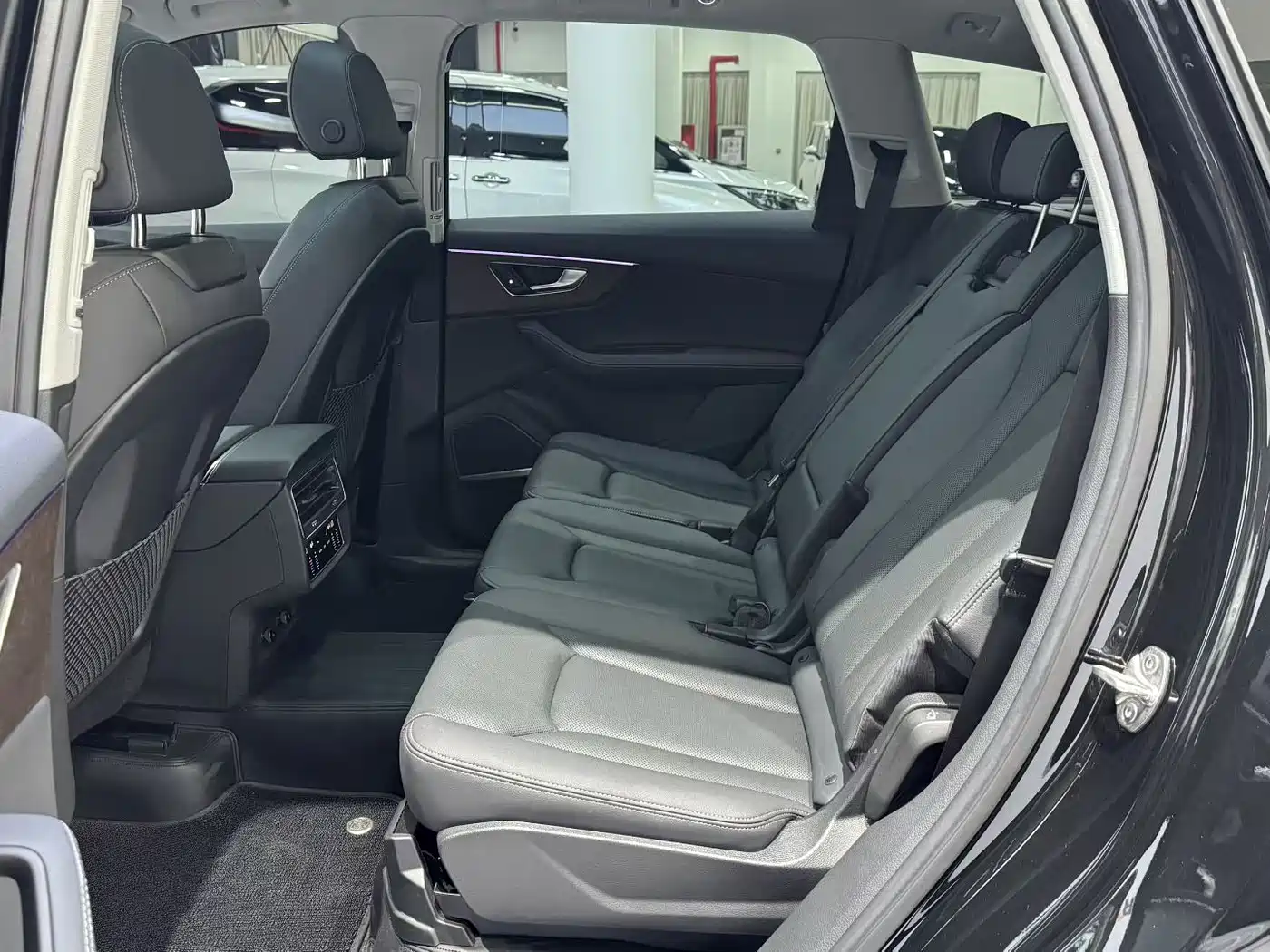 Audi Q7 2025 2025 55 TFSI quattro S line Black Warrior