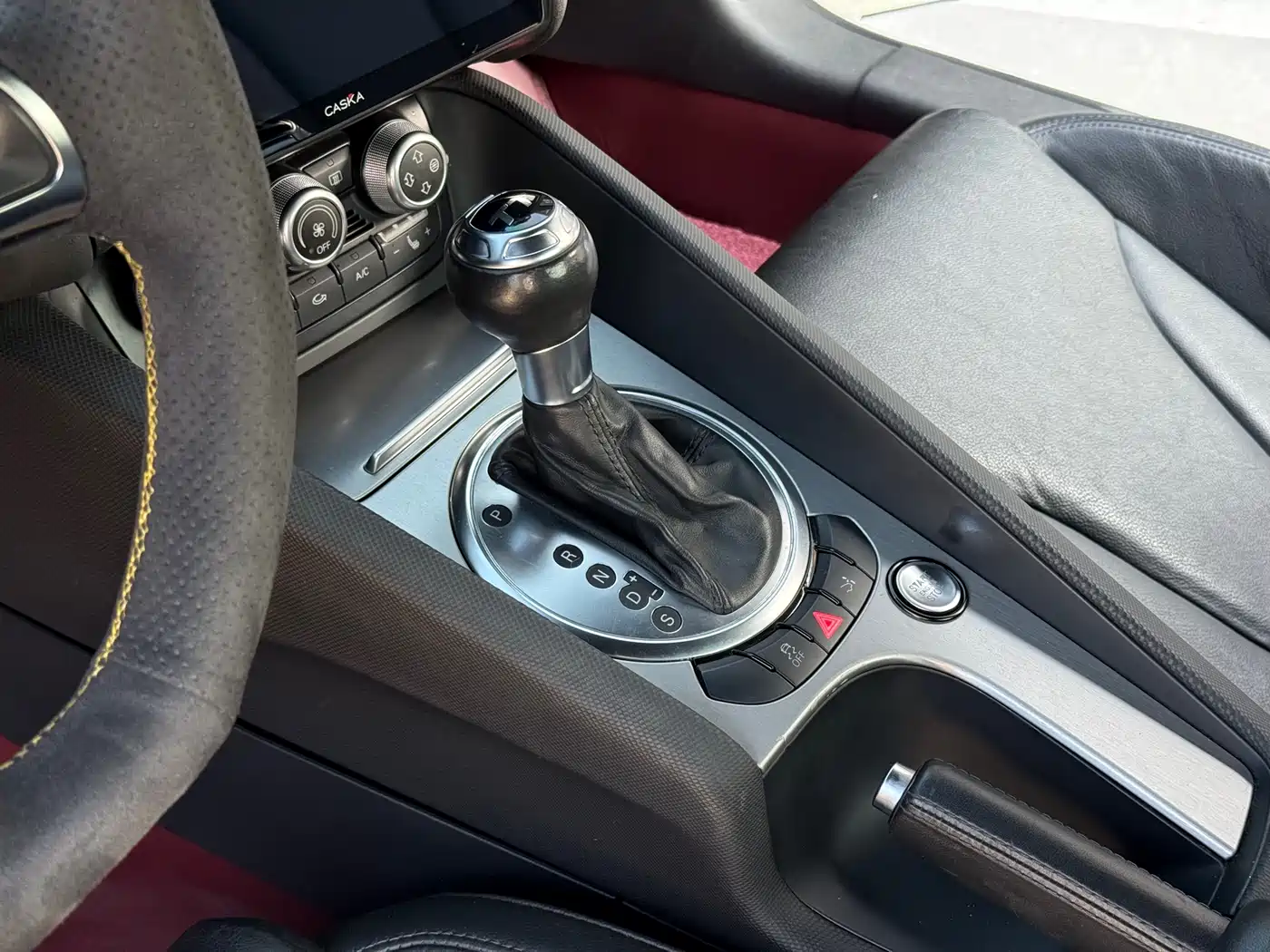 Audi TT 2014 TT Coupe 45 TFSI Premium Edition фото 6