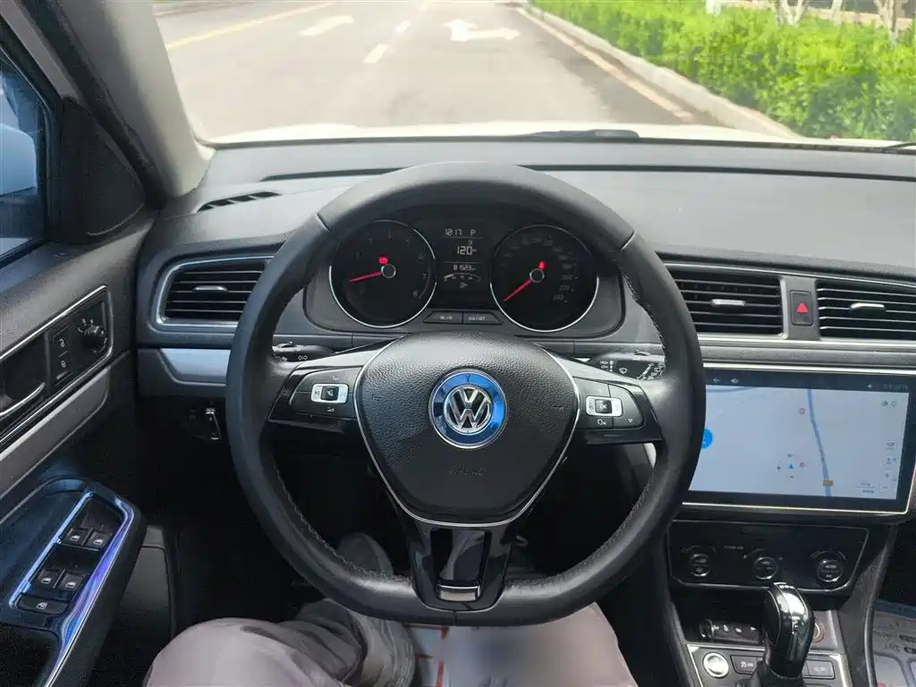 Volkswagen Lavida Tour 2017 230TSI DSG Comfort Edition фото 11