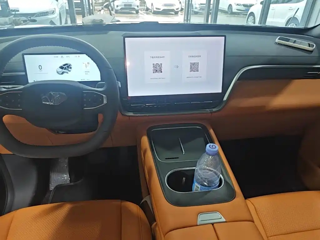 Dongfeng Yipai eπ008 2026 2026 BEV Base Model (5-seater)