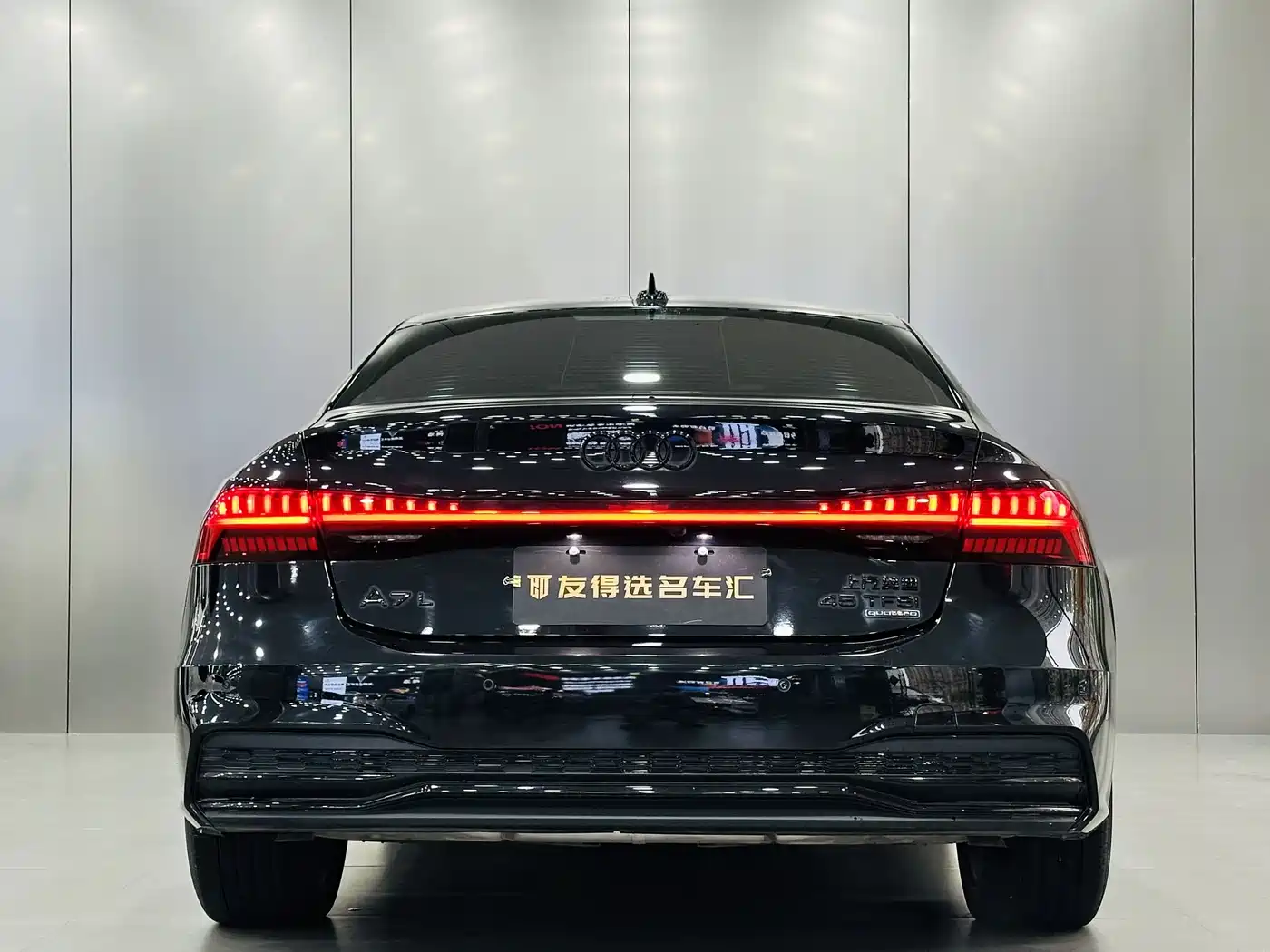 Audi A7L 2024 45 TFSI quattro S-line Black Warrior Edition фото 9
