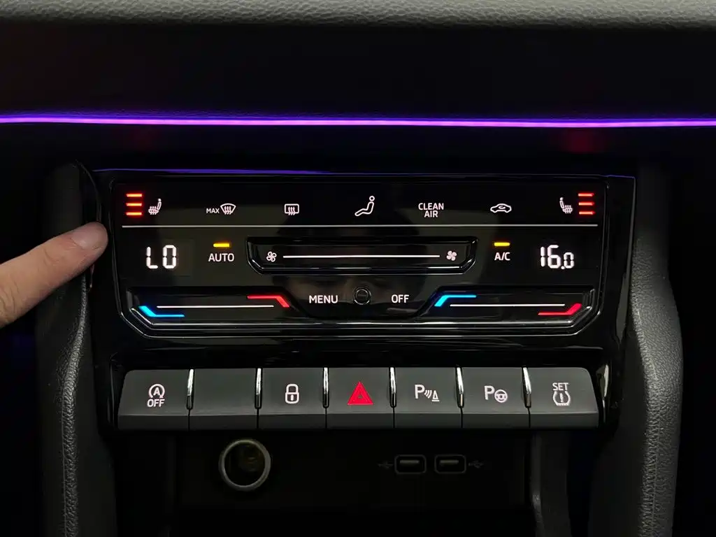 Photo 23 - Škoda Karoq