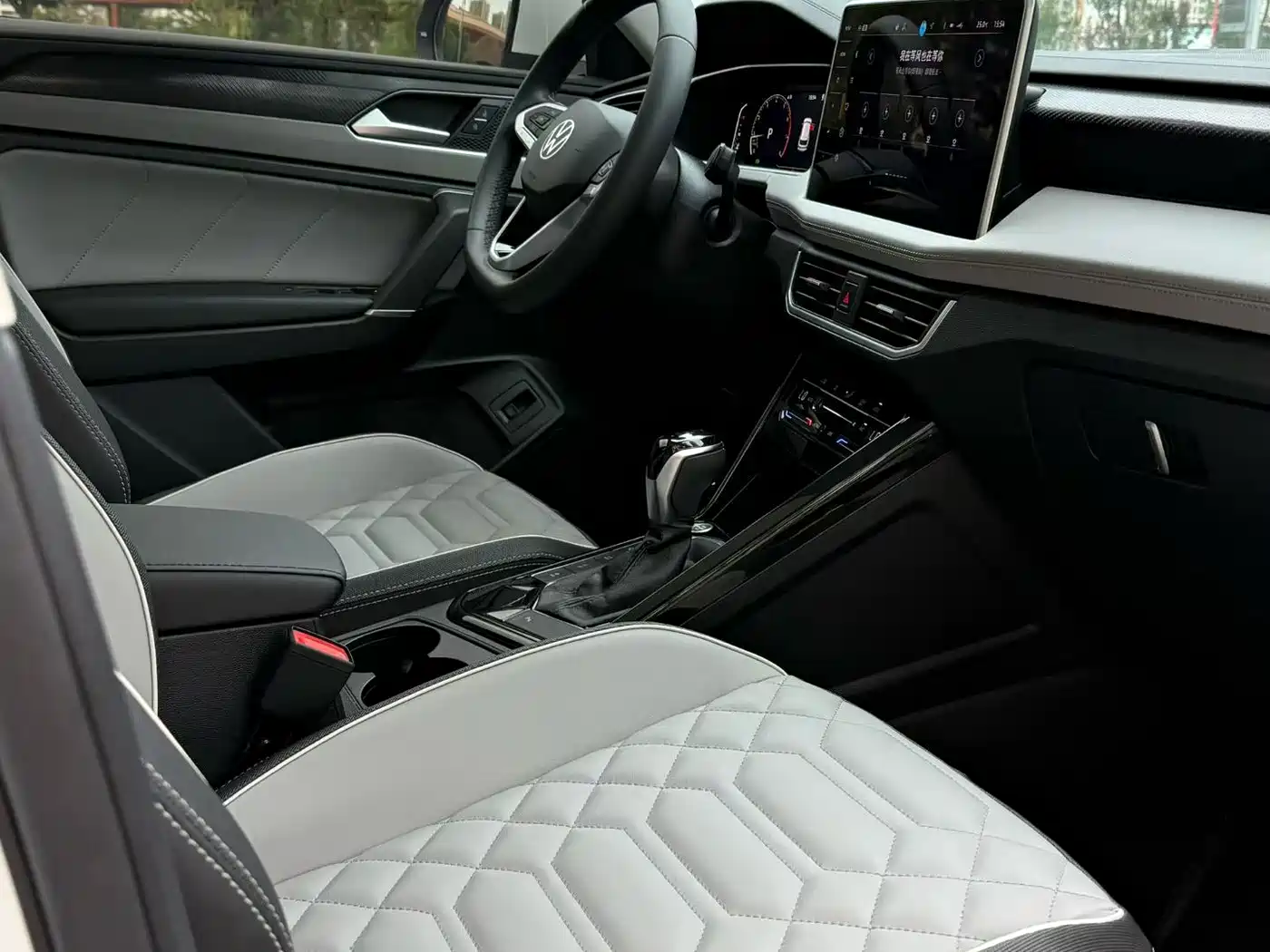 Volkswagen Tayron 2025 2025 Shared Joy 330TSI