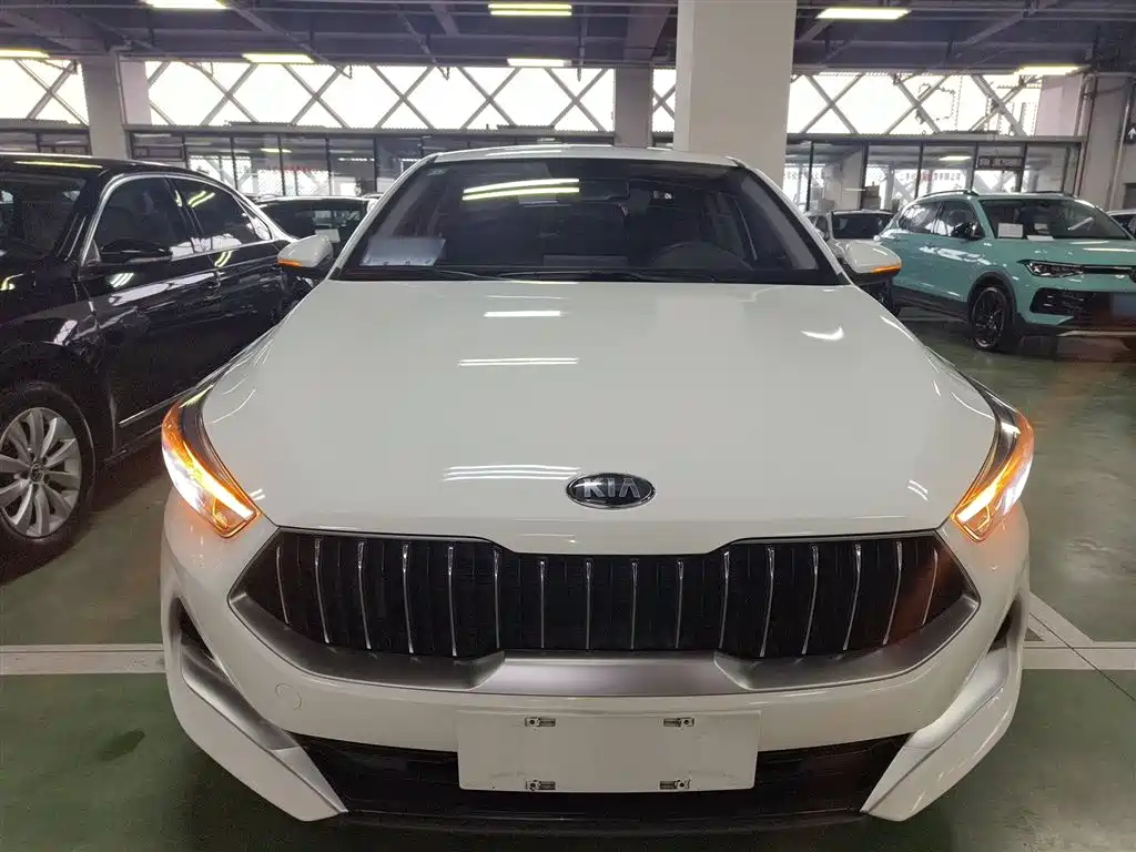 Kia K3 2019 1.5L CVT Smart Connect Edition фото 3