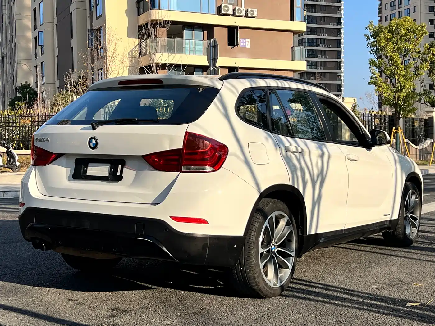 BMW X1 2013 sDrive20i Sport Design Package фото 5